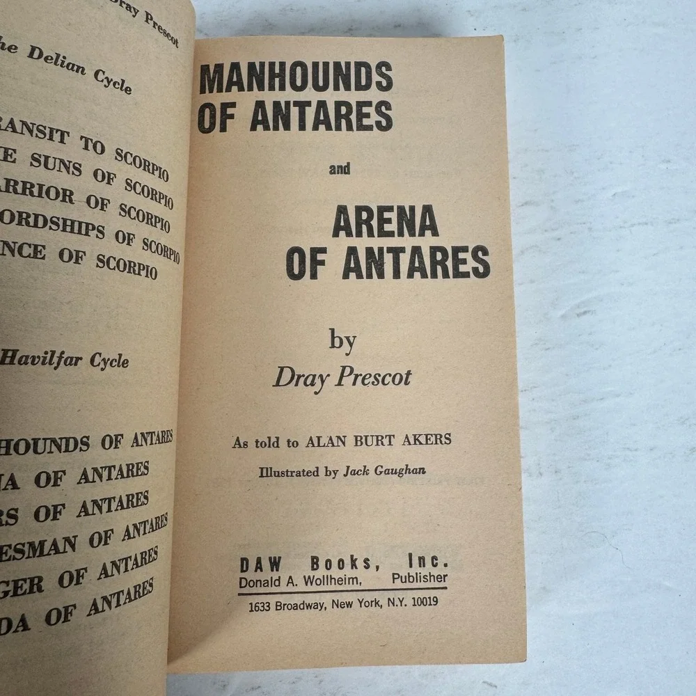 Manhounds Arena of Antares Alan Burt Akers 1981‎ First Printing DAW Double